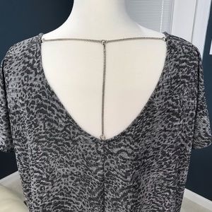 JENNIFER LOPEZ Cold Shoulder Jewel Blouse Top Med